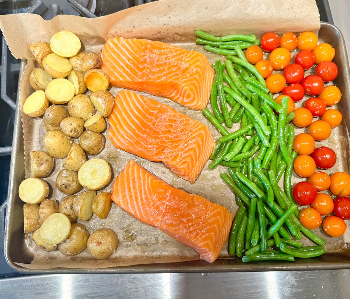 Sheet Pan Salmon Salad Nicoise
